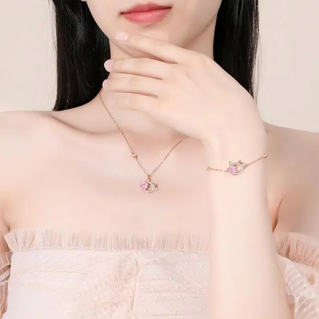 S925