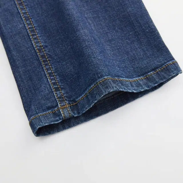 CORNELIANI