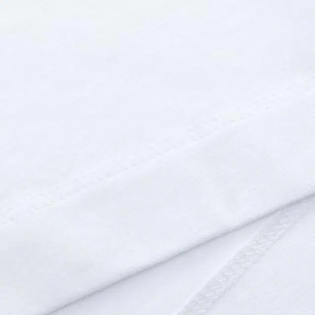 CORNELIANI T