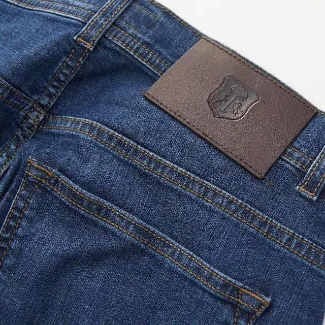 CORNELIANI