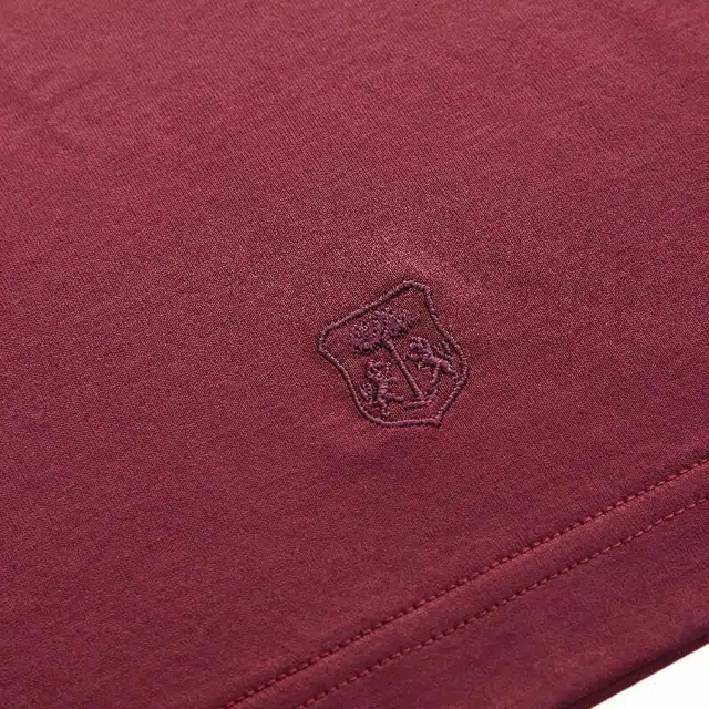 CORNELIANI T