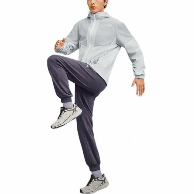 Skechers