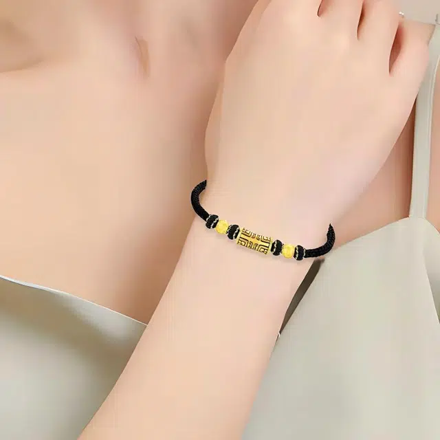 999