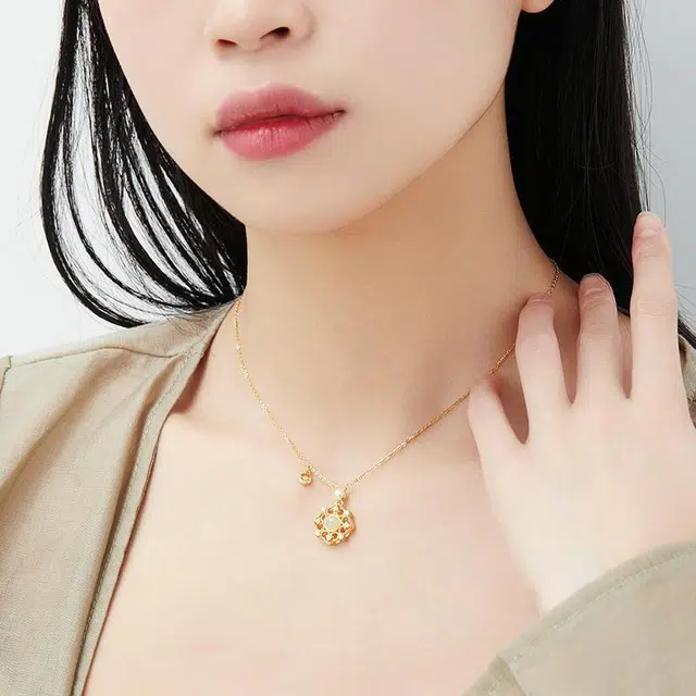 S925