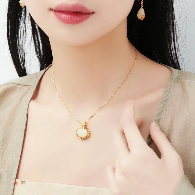 S925