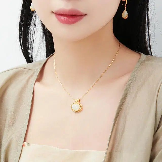 S925