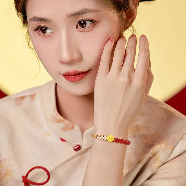 醉倾城 红意盎然 幸运四叶草转运 轻奢浪漫精致小众手工#好运 玛瑙 手链 女款