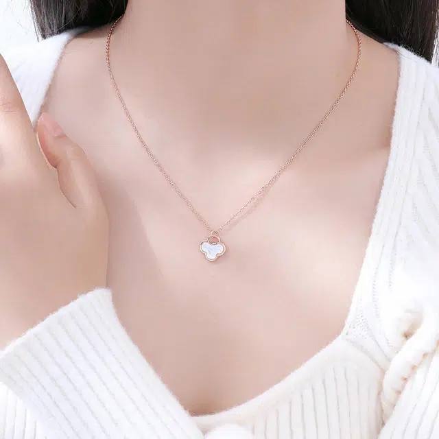 恋朵 轻奢小众 森系四叶草 时尚锁骨链 合金 项链 女款