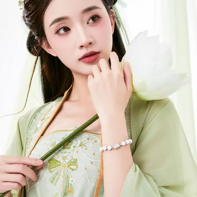 唐之饰 龙年系列十二生肖饺子龙福字手串一对双拼黑白高级感转运珠萌龙本命年手饰新中式小众手工编织绳 水晶 手链 男女同款情侣款