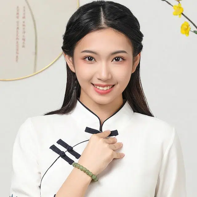豆蔻时光 节日礼赠 国风国潮古韵简约优雅 和田玉 和田玉手串 男女同款情侣款 青白玉