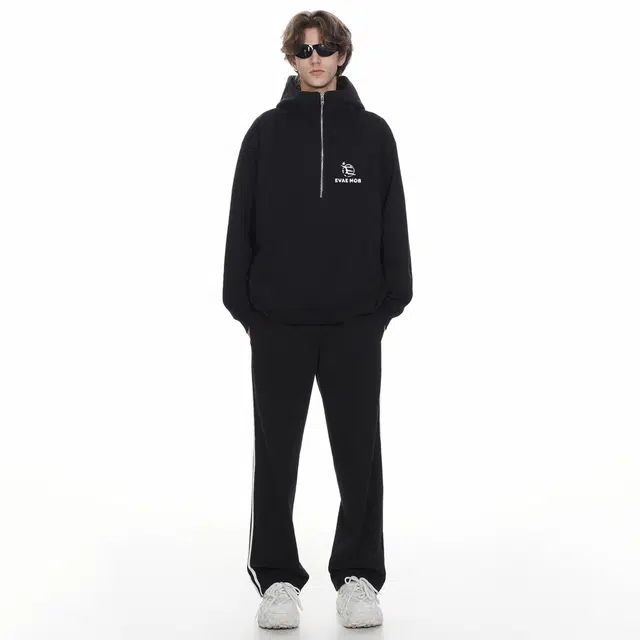 *EVAE+MOB LOGO