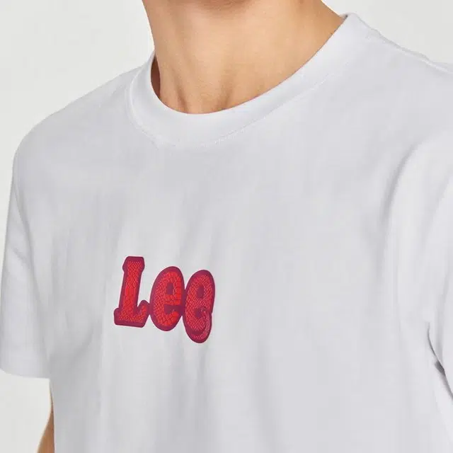 Lee SS25 LogoT