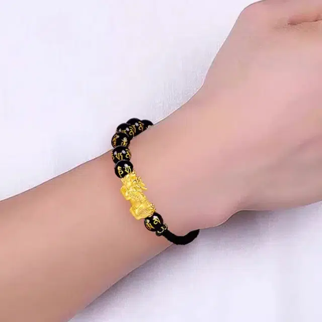 999