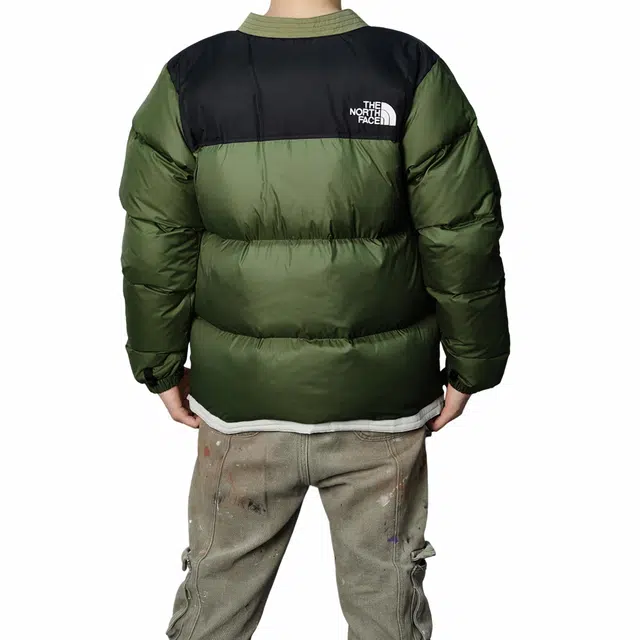 THE NORTH FACE Nuptse 811 logoV