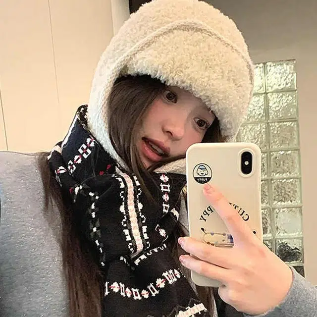 雅鹿 秋冬季费尔岛风针织英伦黑色复古北欧学院风保暖加厚两用披肩户外防寒护颈毛绒围脖 聚酯纤维 绒线围巾 男女同款情侣款 礼盒装