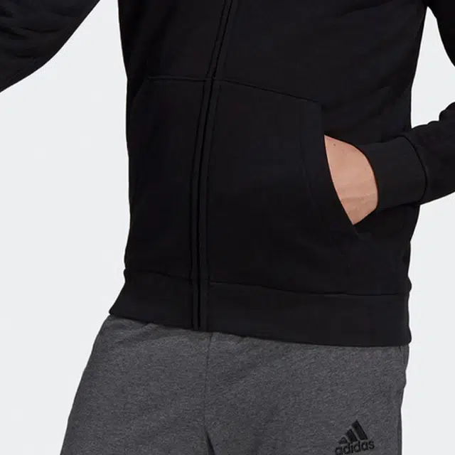 adidas Essentials Logo