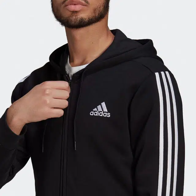 adidas Essentials Logo