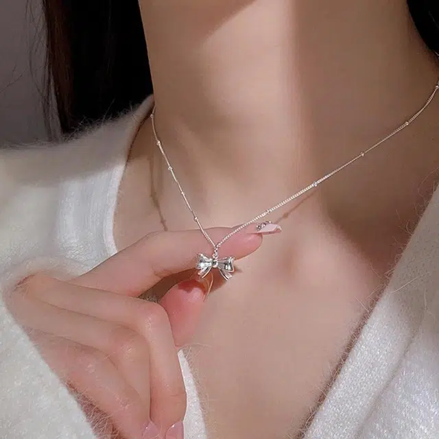 蝴蝶结 精致甜美可爱经典设计百搭项饰  爱骊 好运#在逃公主小众锁骨链 纯银 项链  女友浪漫礼盒 女款
