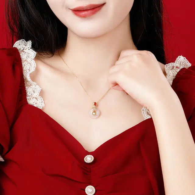 明牌珠宝 十二生肖平安扣吊坠 新中式本命年 时来运转小众#好运福气满满 玉髓 项链 女款