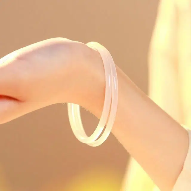 兰慕茵诺 轻奢小众白月光叮当镯 一步一响清冷感美人贵妃玉镯 新中式显白素玉素圈 汉服小众叠戴  玉髓 手镯 女款