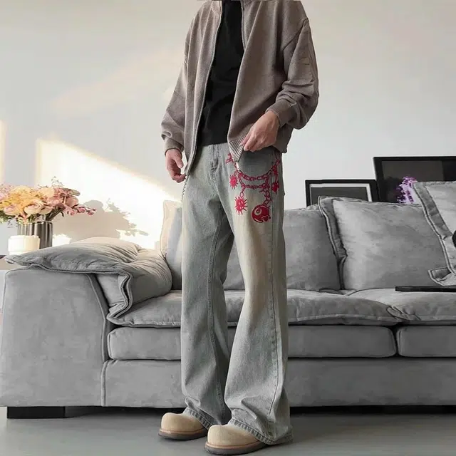玉儿恋 美式复古水洗刺绣设计宽松微喇牛仔裤 男女同款