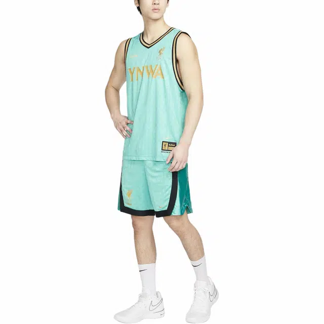 Nike Dri-Fit DNA