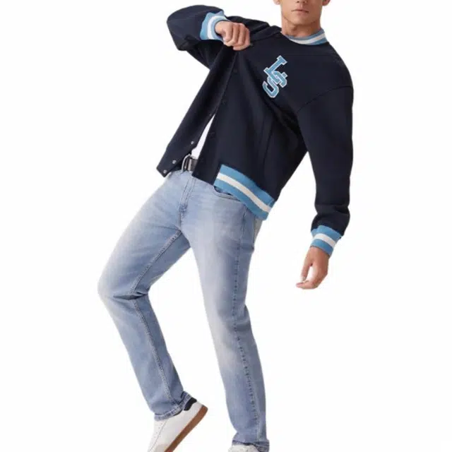 levis