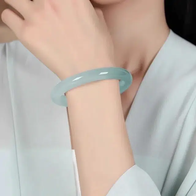 兰慕茵诺 轻奢小众天青冻清冷感温婉气质玉镯 古风搭配汉服旗袍 显白必备单品 #好运 玉髓 手镯 女款