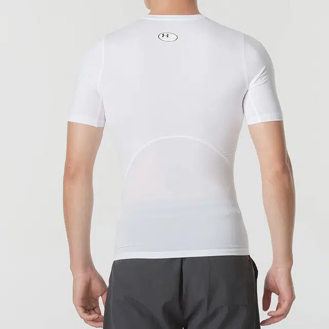 Under Armour T