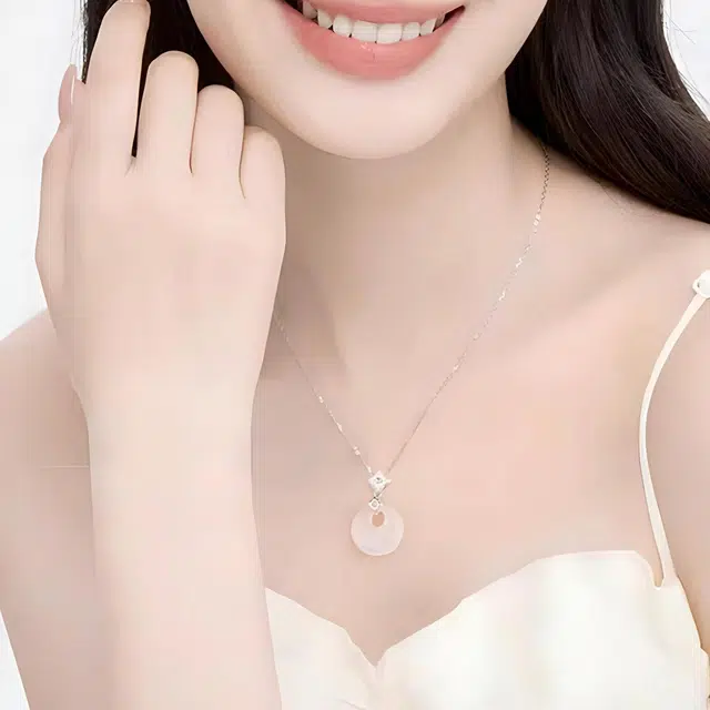 S925