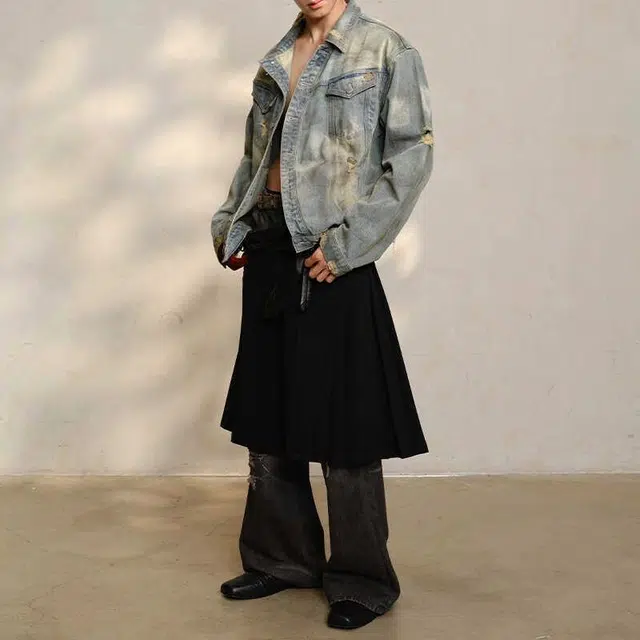 J CAESAR STUDIO c