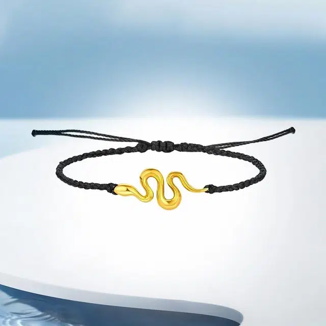 999