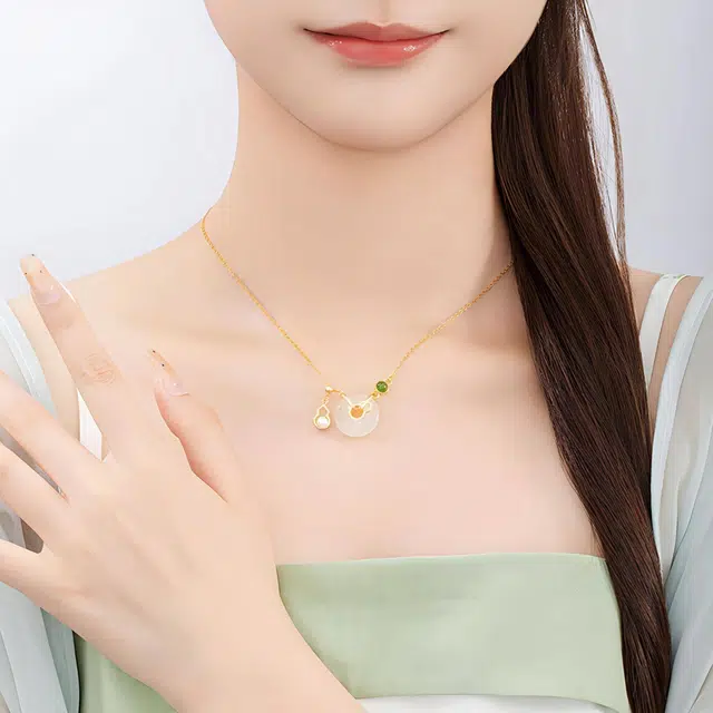 S925