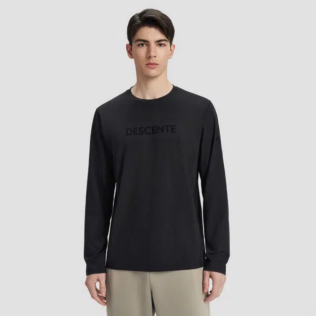 DESCENTE ESSENTIAL