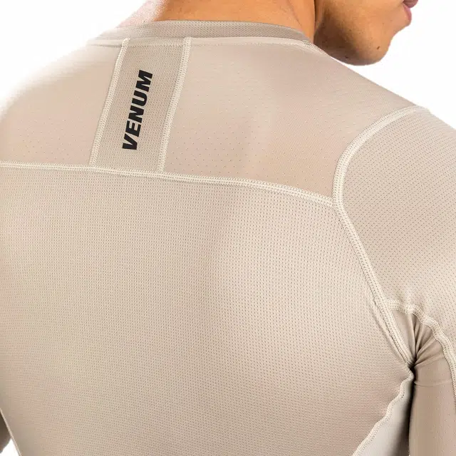 VENUM T -040