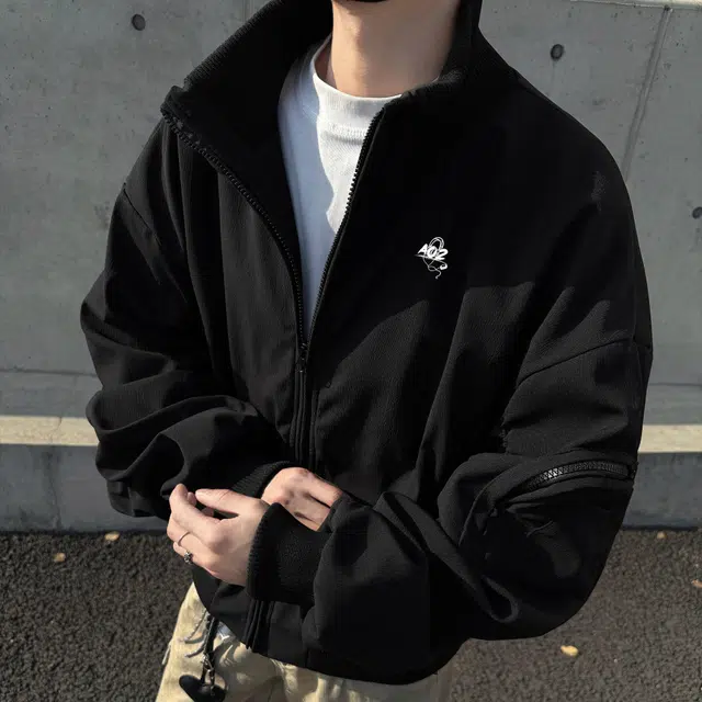 a02