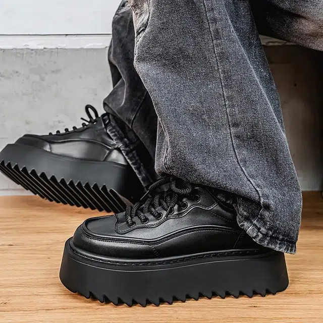 URBAN AUTHENTIC