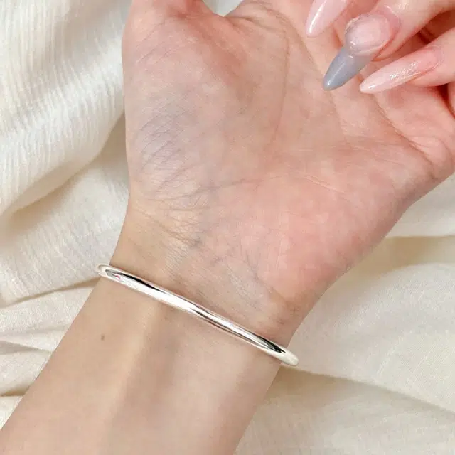 正大福 【圈住幸福 圆满好运】亮面素圈 新中式复古简约大气精致轻奢素圈时尚简约日常百搭小众实心可调节推拉 合金 手镯 女款