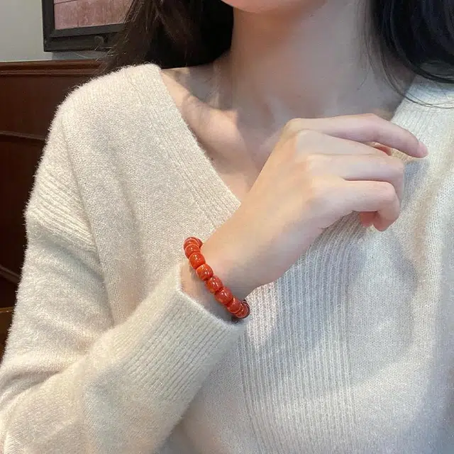 琳琯瑛 新中式国风小众设计高级感轻奢气质好运本命年红色直切玉石 南红 手串 女款