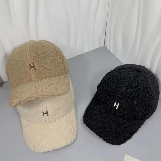 优莲茵 加厚保暖 韩版字母休闲时尚百搭 聚酯纤维 鸭舌帽 男女同款情侣款