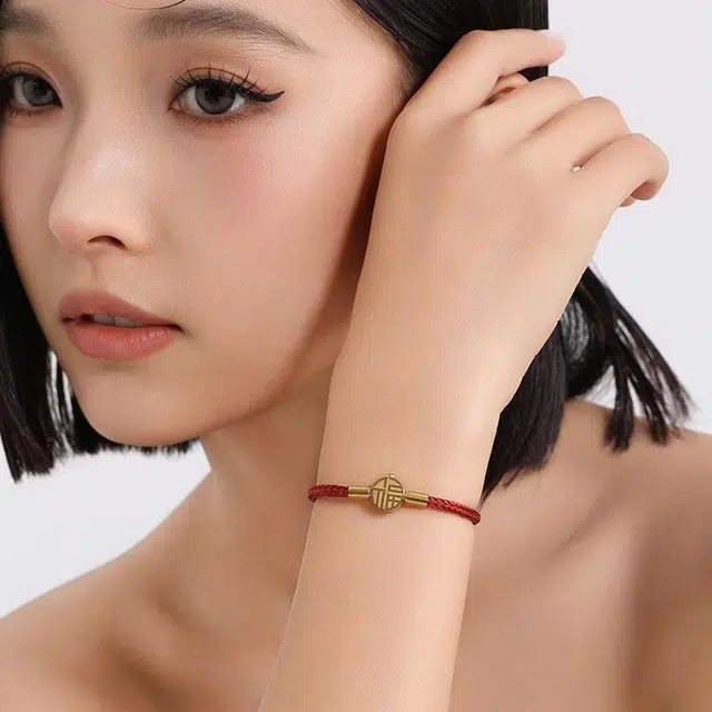 MISS XIA JWY