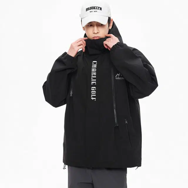 CHARLIE GOLF