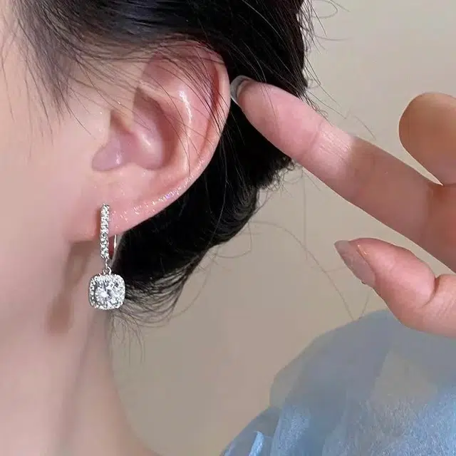 S990