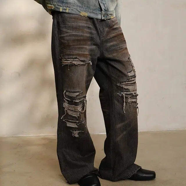 J CAESAR STUDIO
