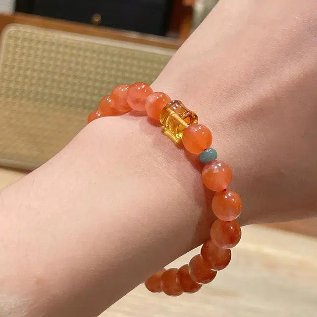 琳琯瑛 新中式国风小众设计高级感轻奢气质好运本命年红色幸运 南红 手串 女款