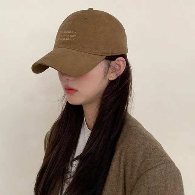 佩洛依 简约大头围显脸小美式高品质刺绣百搭贴布遮阳 聚酯纤维 鸭舌帽 男女同款情侣款