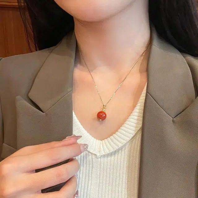 琳琯瑛 新中式国风小众设计高级感轻奢气质好运本命年转运珠圆珠玉坠锁骨链 南红 项链 女款