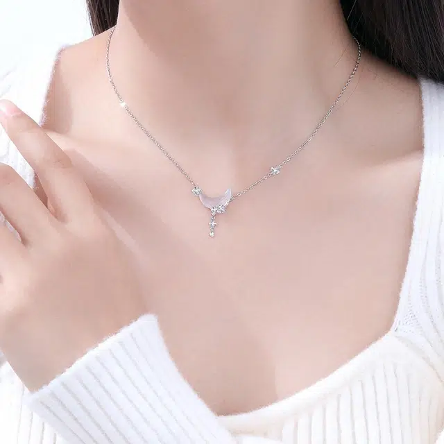 恋朵 月桂女神 时尚甜美 流苏 白月光 玉髓 项链 女款