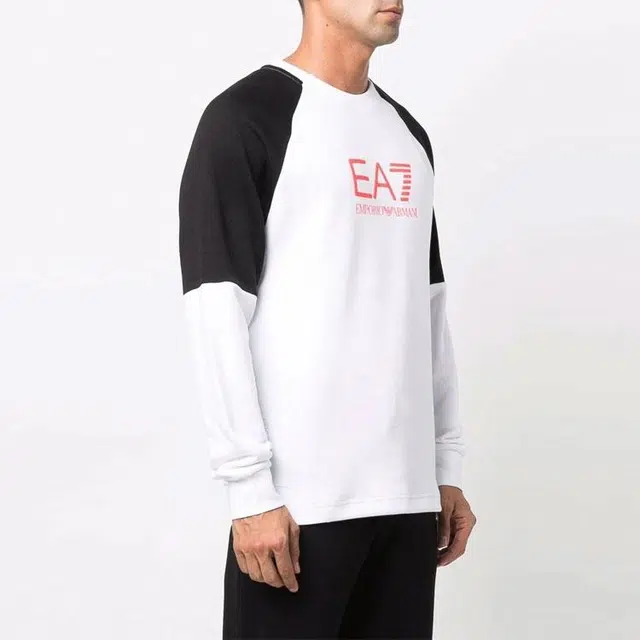 EMPORIO ARMANI Logo