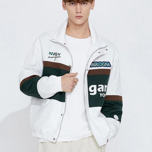 NAVIGARE X YOUNG